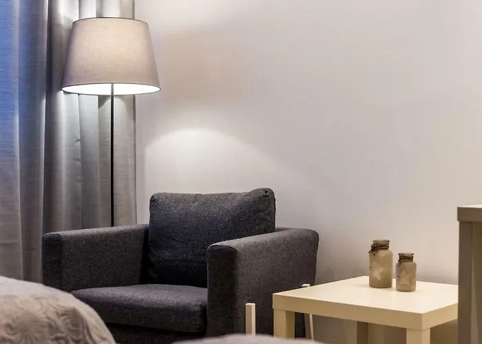 Rooms4u Hotel