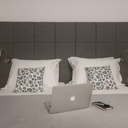 Rooms4u 4*