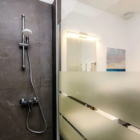 Rooms4u